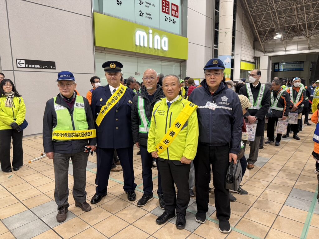 年末年始特別警戒　町田駅